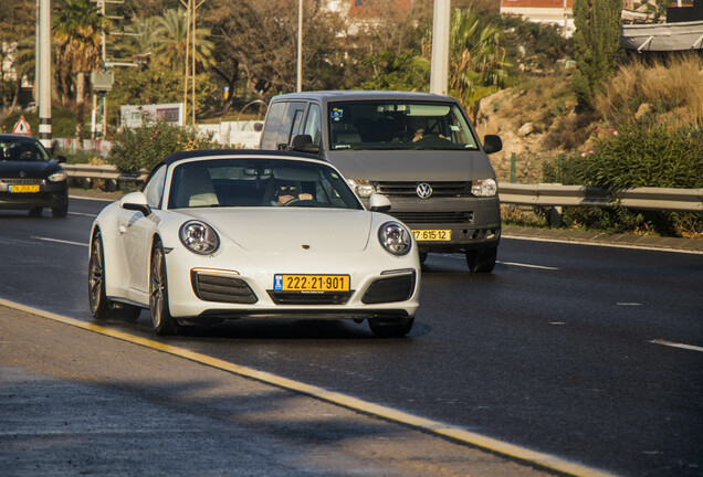 Porsche 991 Carrera 4S Cabriolet MkII