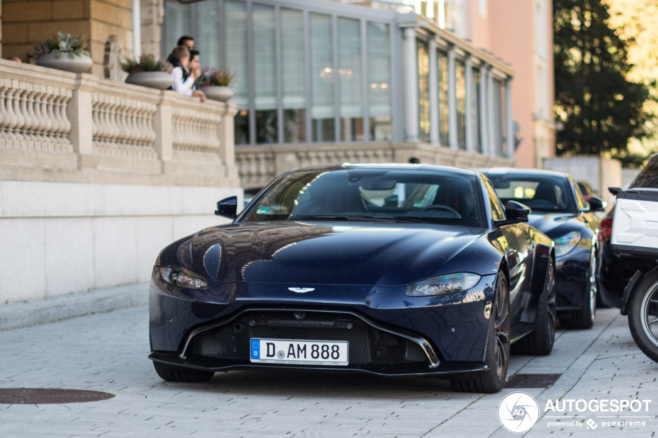 Aston Martin V8 Vantage 2018