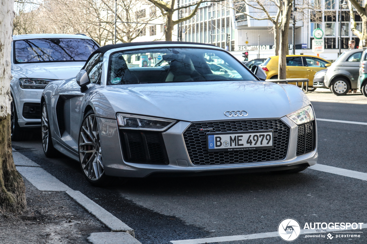 Audi R8 V10 Spyder 2016