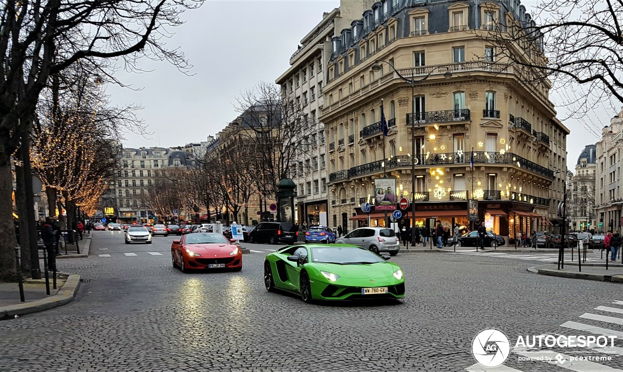 Lamborghini Aventador S LP740-4