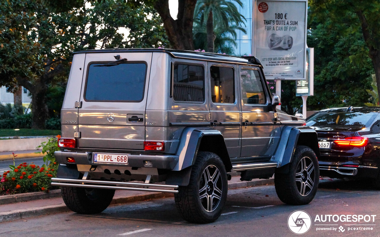 Mercedes-Benz G 500 4X4²