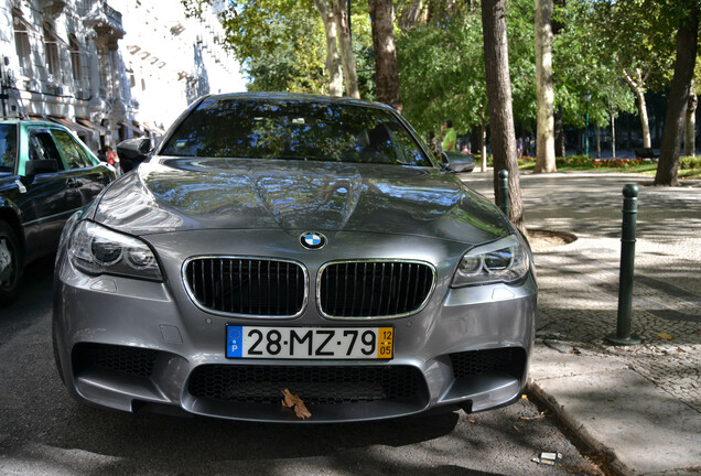 BMW M5 F10 2011