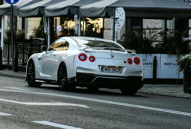 Nissan GT-R 2017