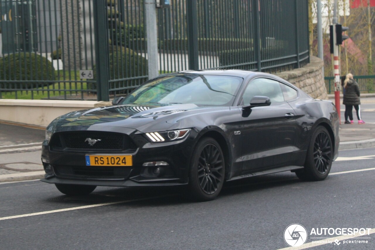 Ford Mustang GT 2015