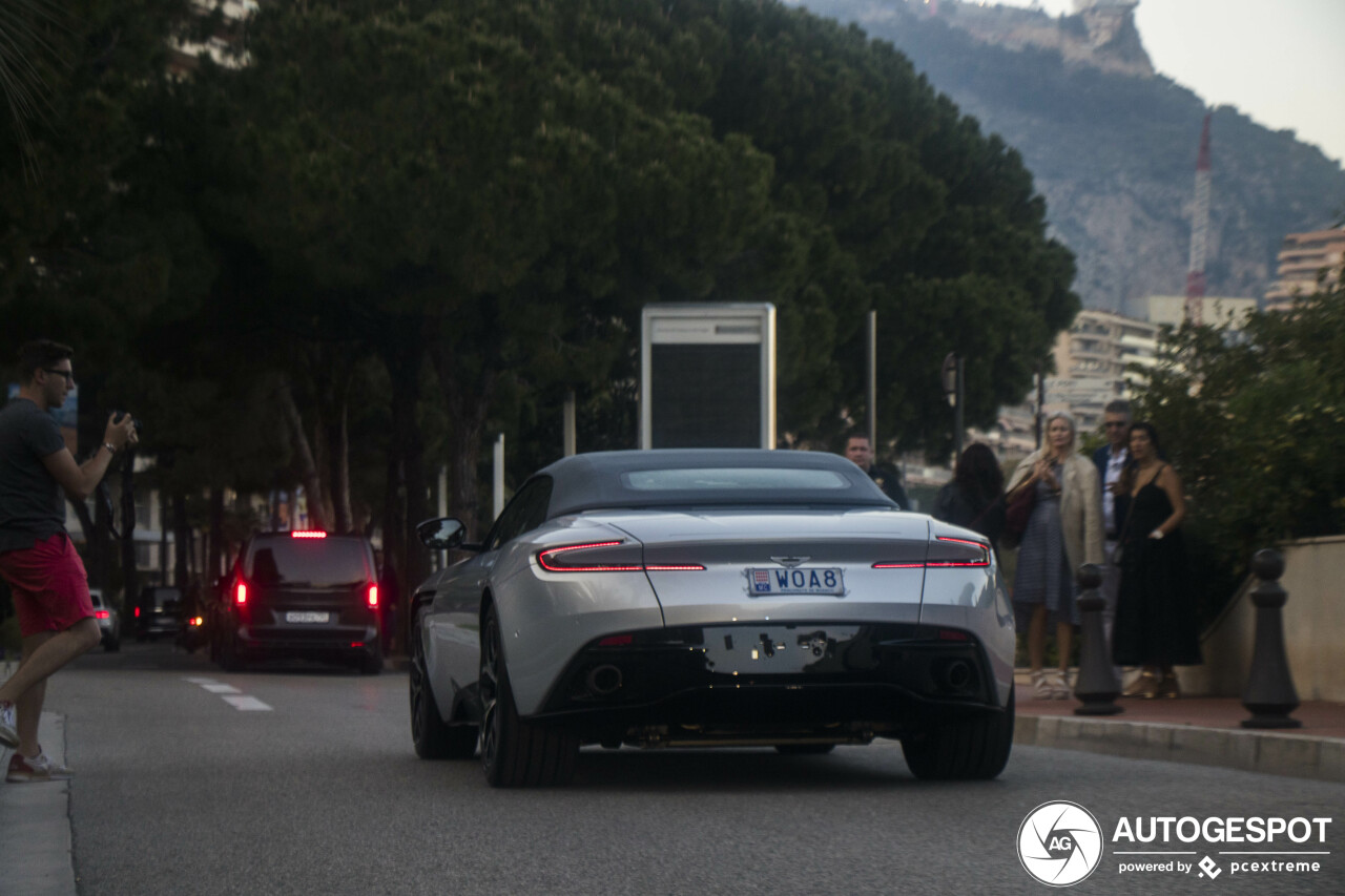 Aston Martin DB11 V8 Volante