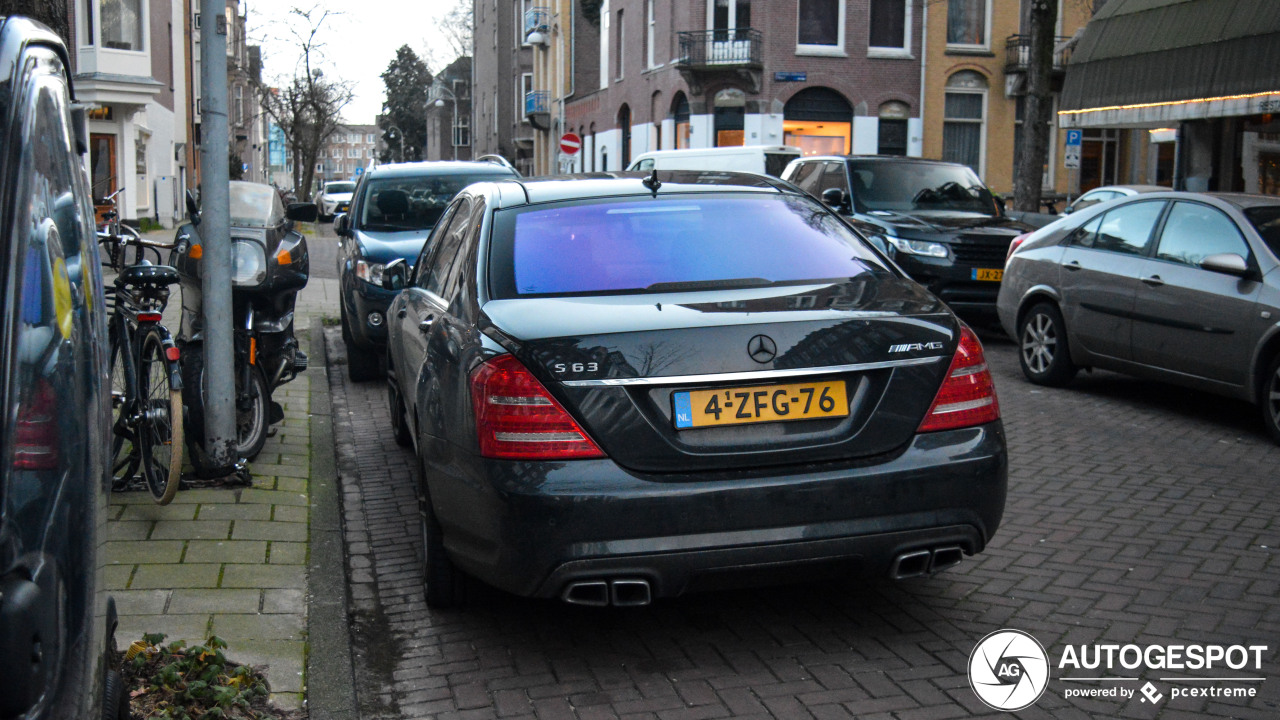 Mercedes-Benz S 63 AMG W221 2011