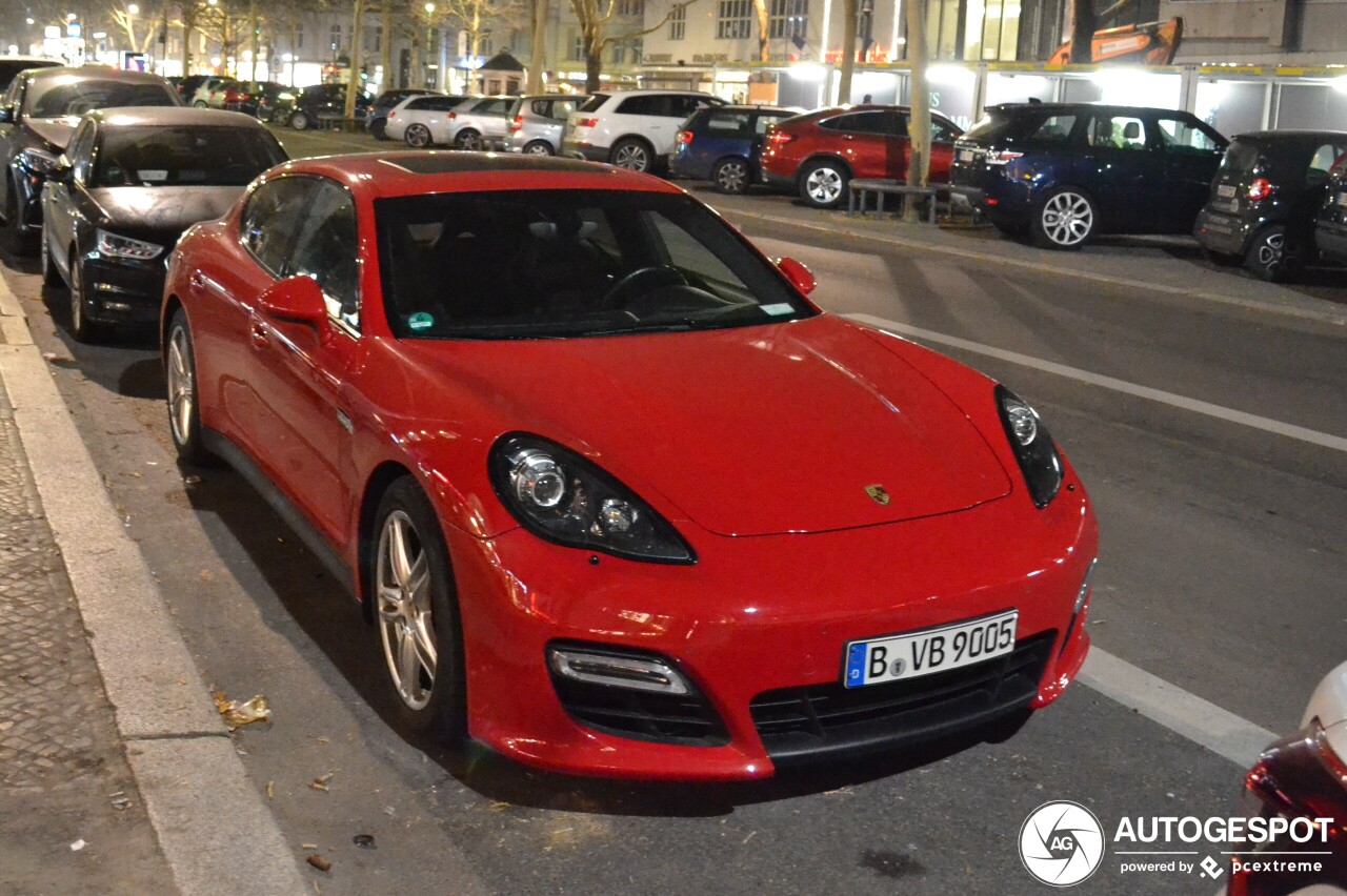 Porsche 970 Panamera GTS MkI