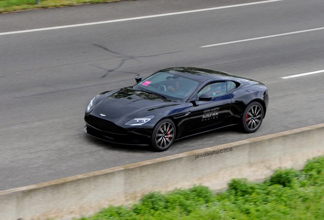 Aston Martin DB11 V8