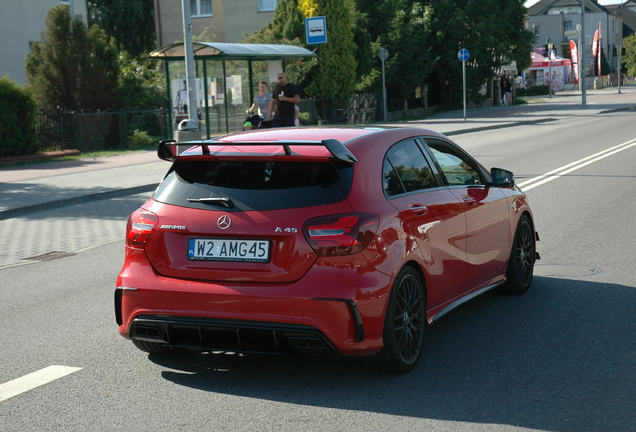 Mercedes-AMG A 45 W176 2015