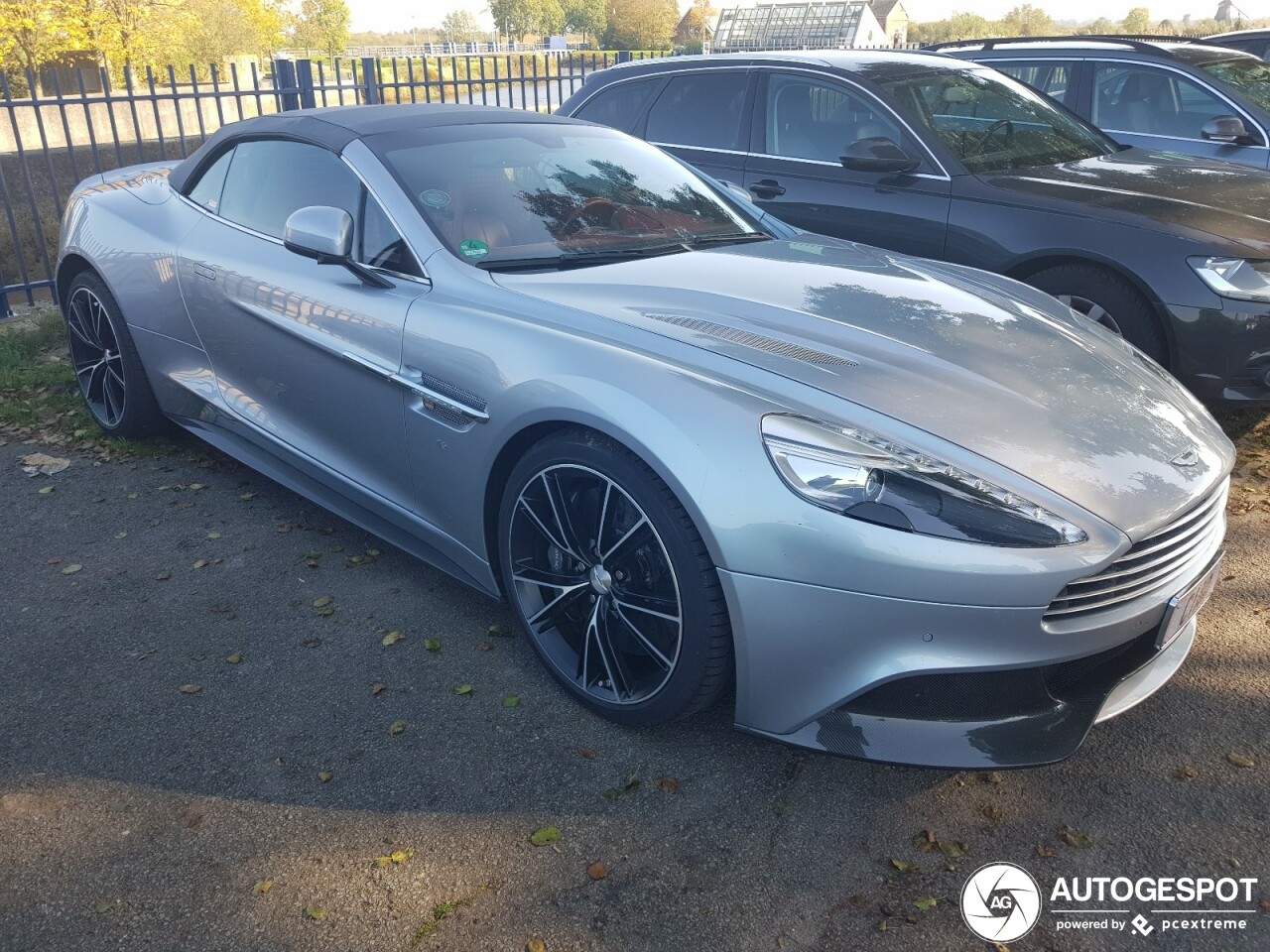 Aston Martin Vanquish Volante