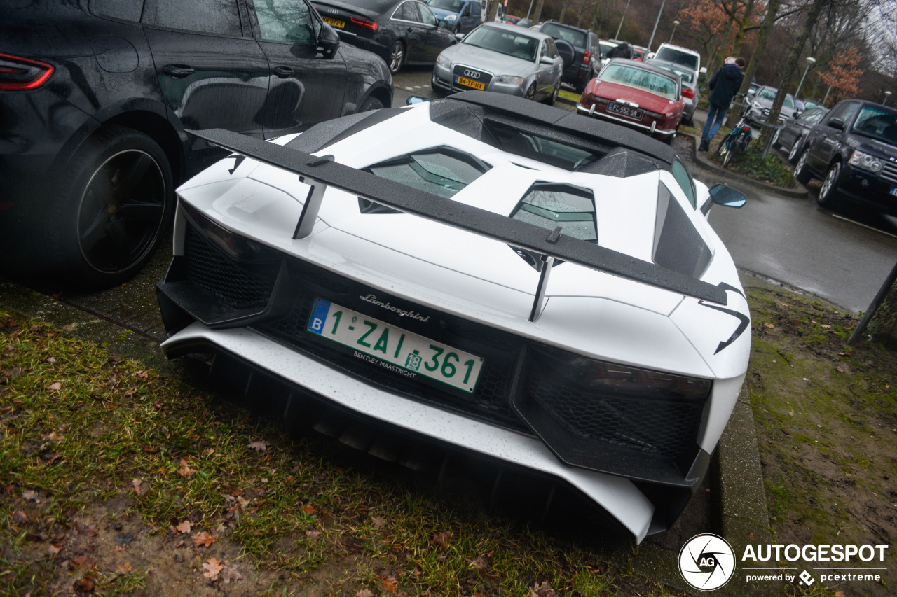 Lamborghini Aventador LP750-4 SuperVeloce Roadster