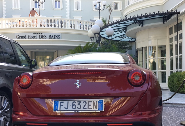 Ferrari California T