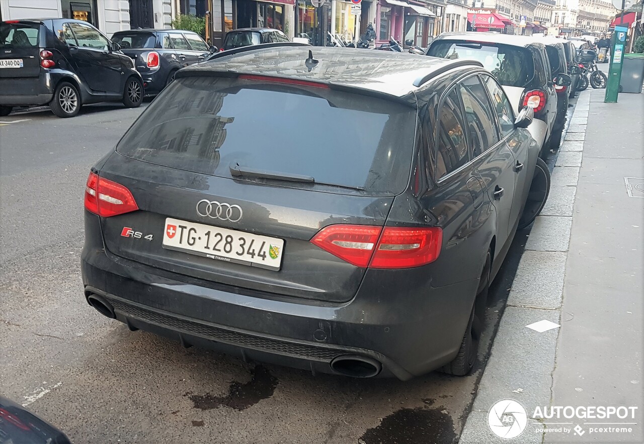 Audi RS4 Avant B8