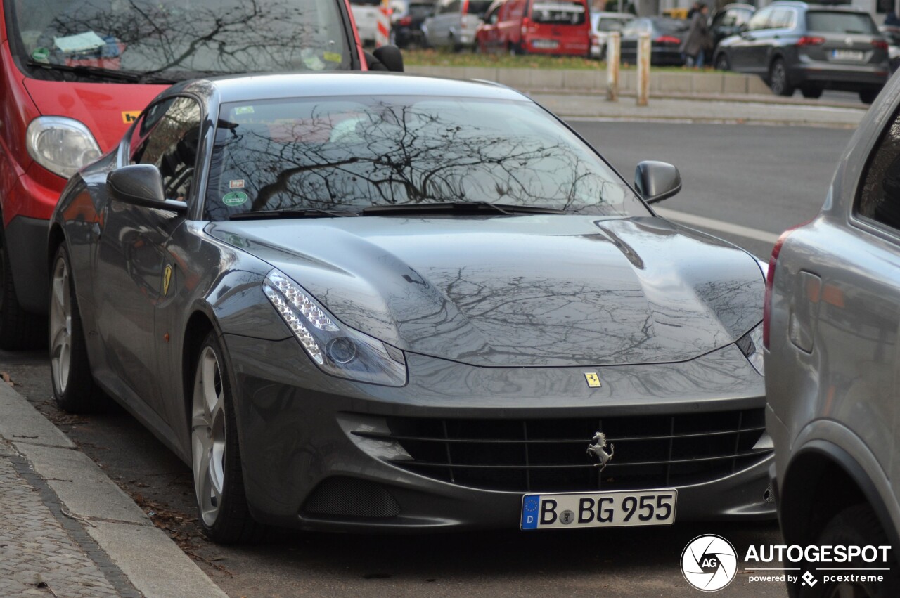 Ferrari FF