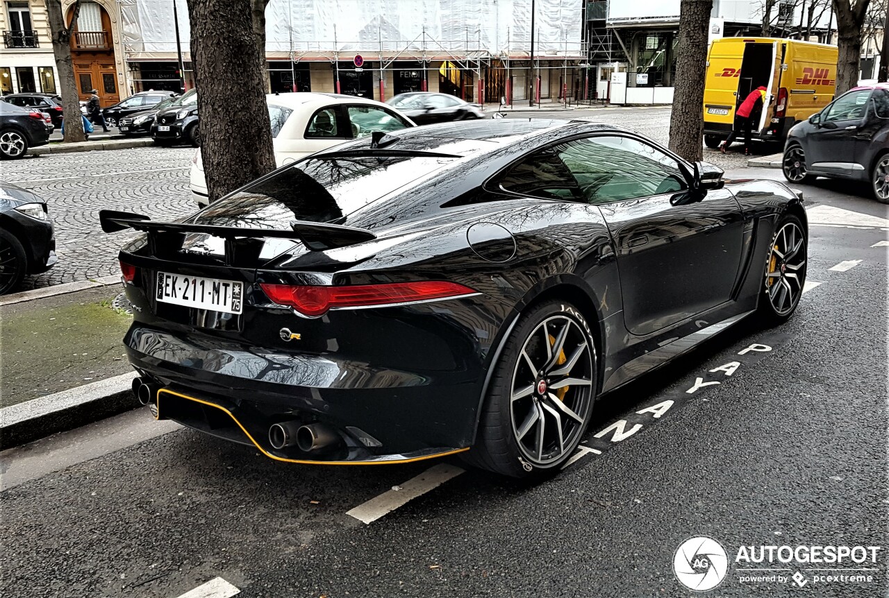 Jaguar F-TYPE SVR Coupé