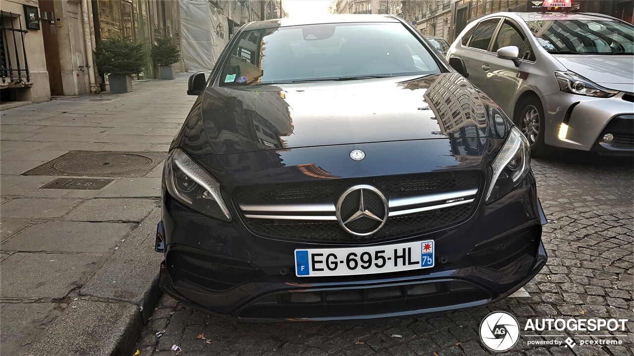 Mercedes-AMG A 45 W176 2015