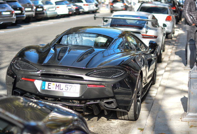 McLaren 570S