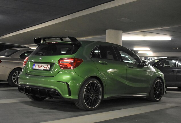 Mercedes-AMG A 45 W176 2015