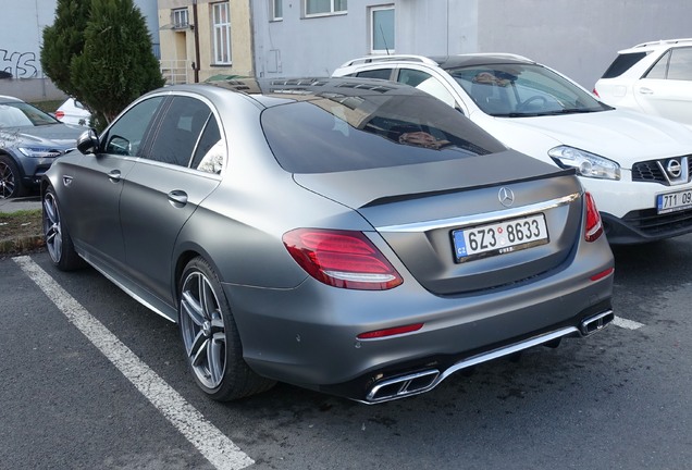 Mercedes-AMG E 63 S W213