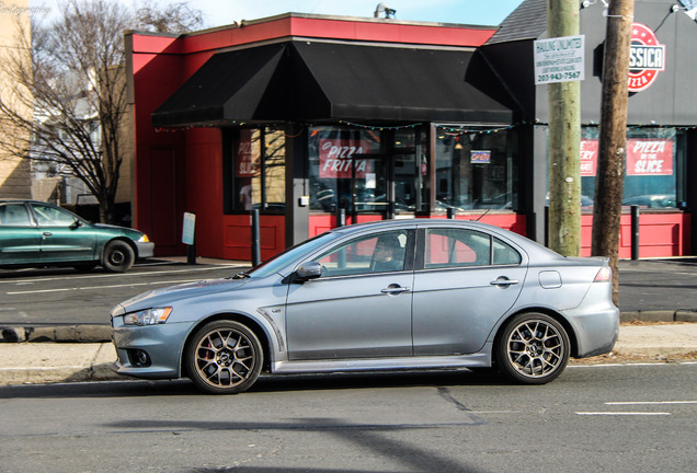 Mitsubishi Lancer Evolution X MR Touring