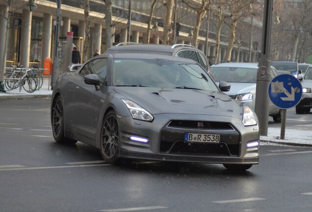 Nissan GT-R 2014