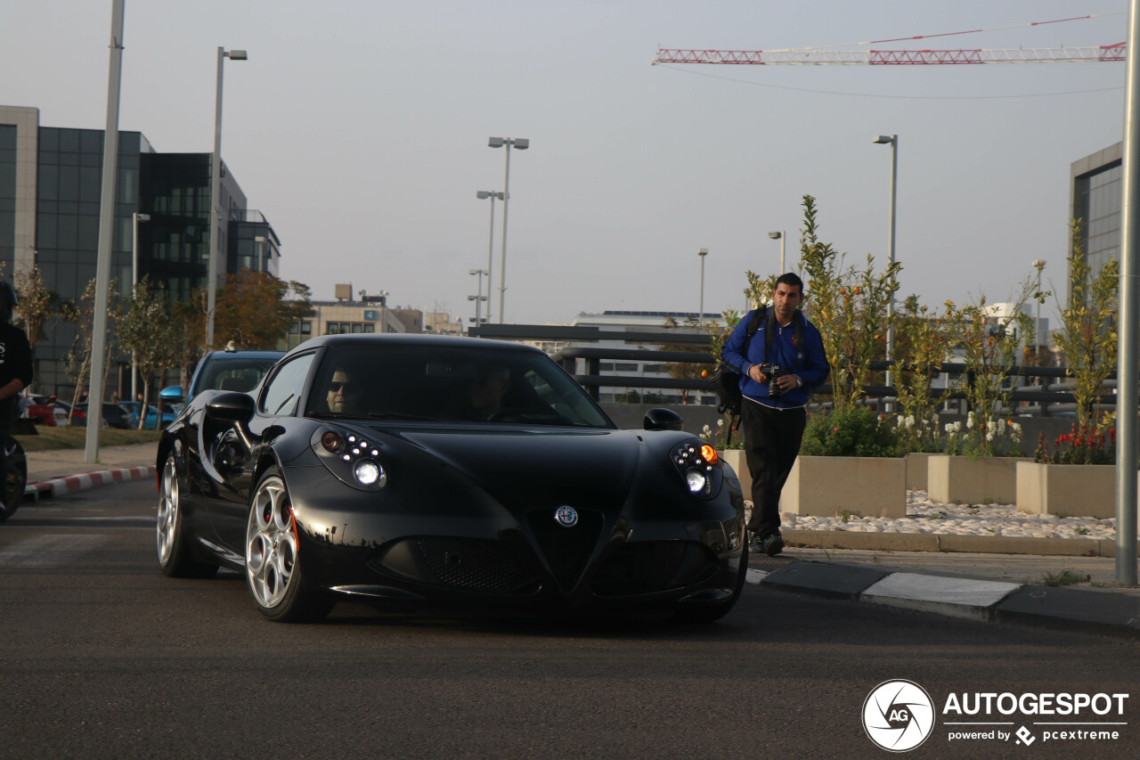 Alfa Romeo 4C Coupé