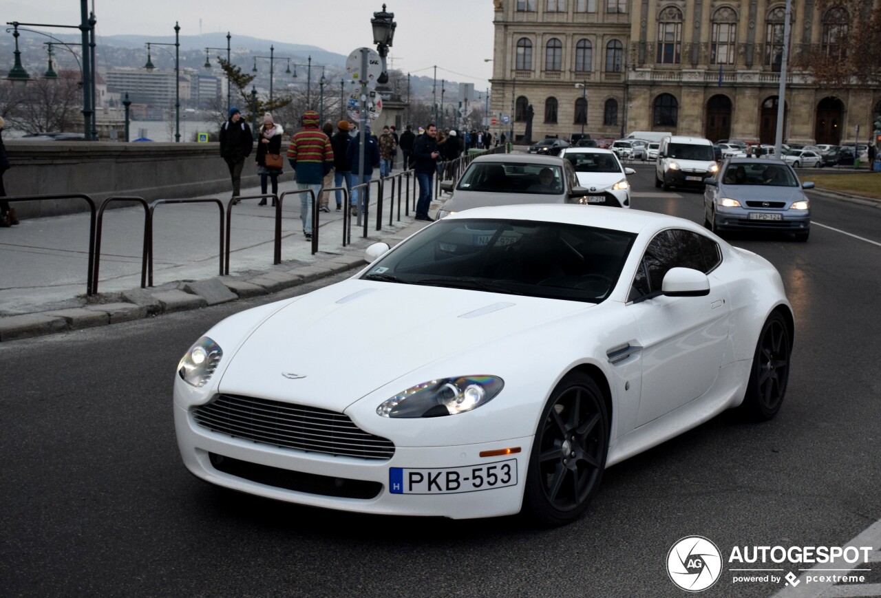 Aston Martin V8 Vantage