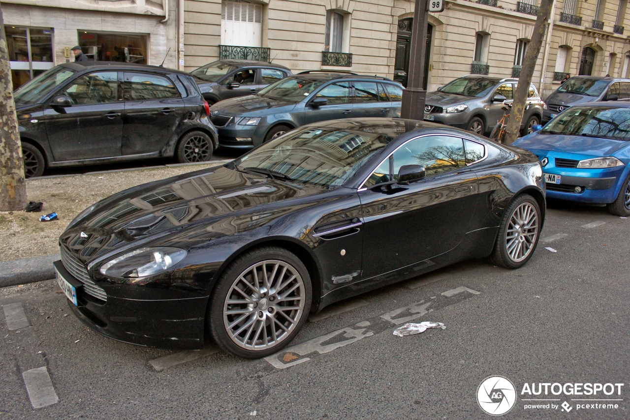 Aston Martin V8 Vantage