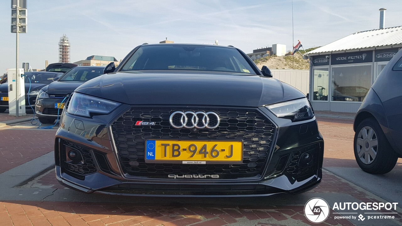 Audi RS4 Avant B9