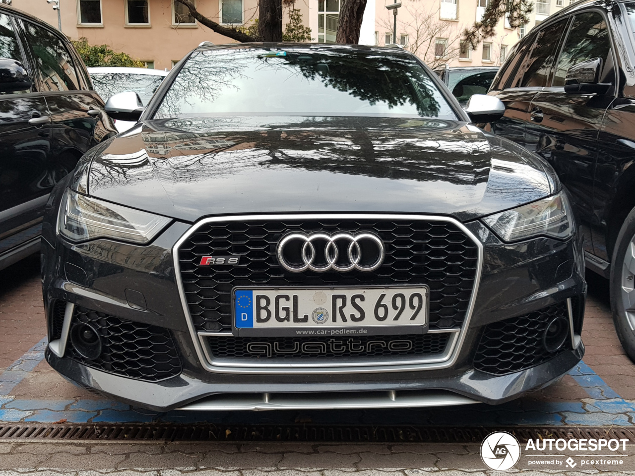 Audi RS6 Avant C7 2015