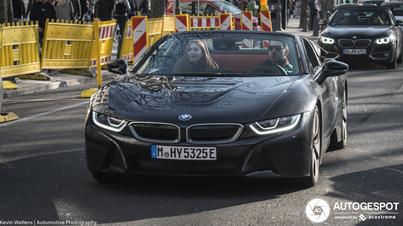 BMW i8 Roadster