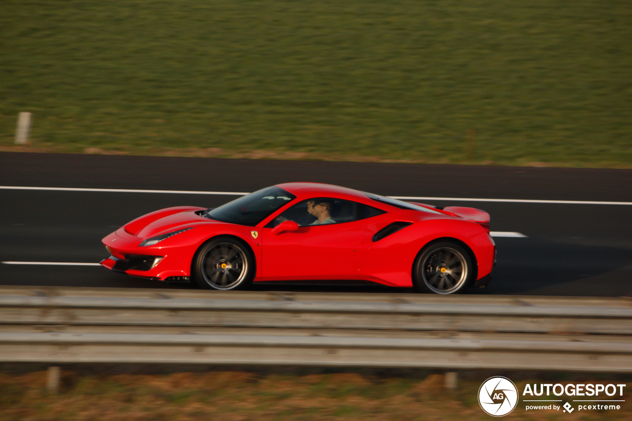 Ferrari 488 Pista