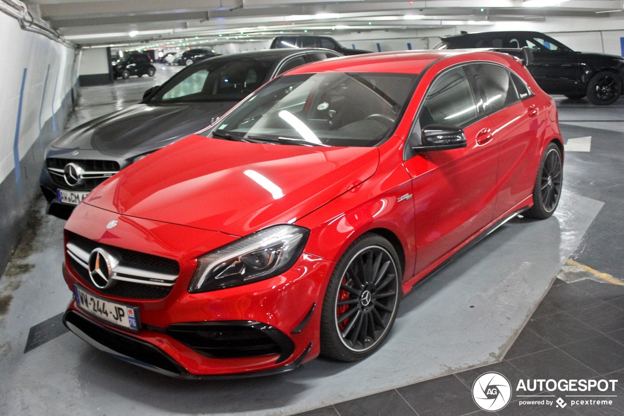 Mercedes-AMG A 45 W176 2015