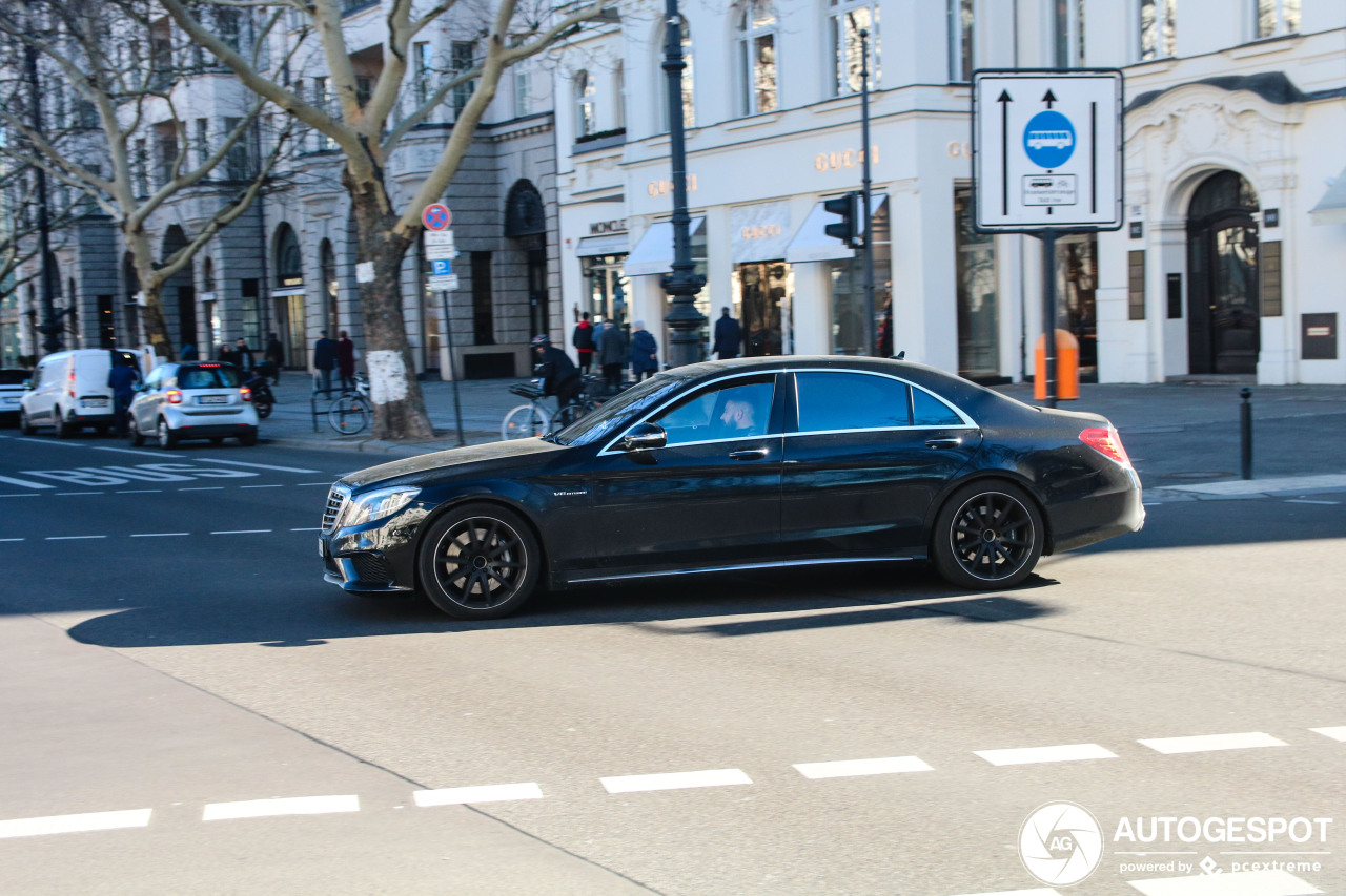 Mercedes-Benz S 63 AMG V222