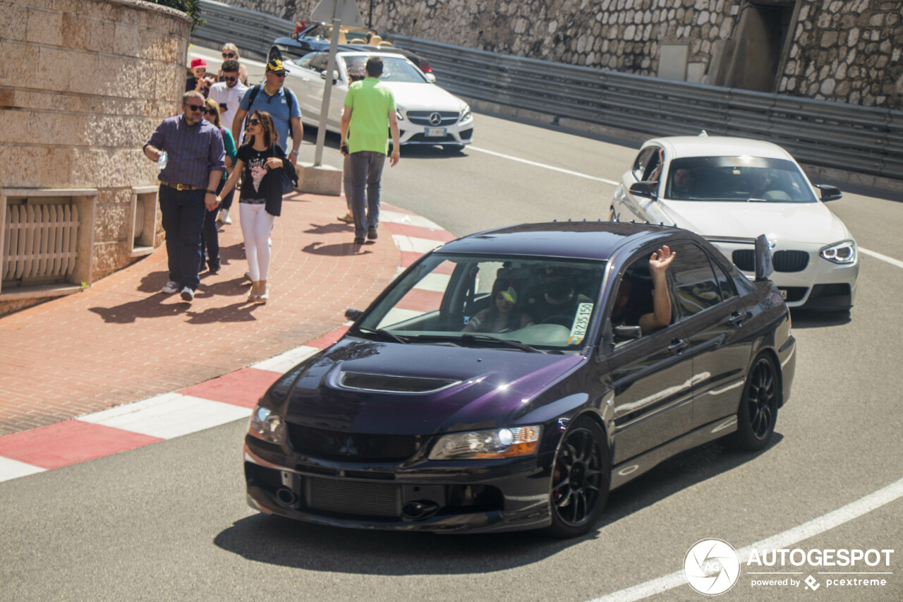 Mitsubishi Lancer Evolution IX