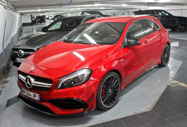 Mercedes-AMG A 45 W176 2015