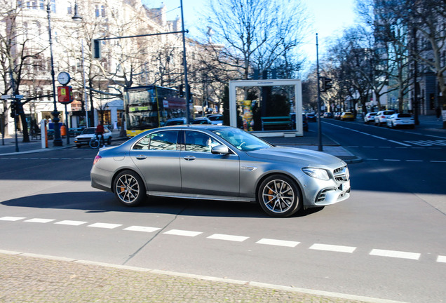 Mercedes-AMG E 63 S W213