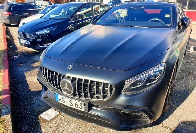 Mercedes-AMG S 63 Coupé C217 2018 Yellow Night Edition