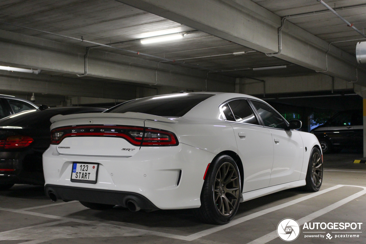 Dodge Charger SRT Hellcat