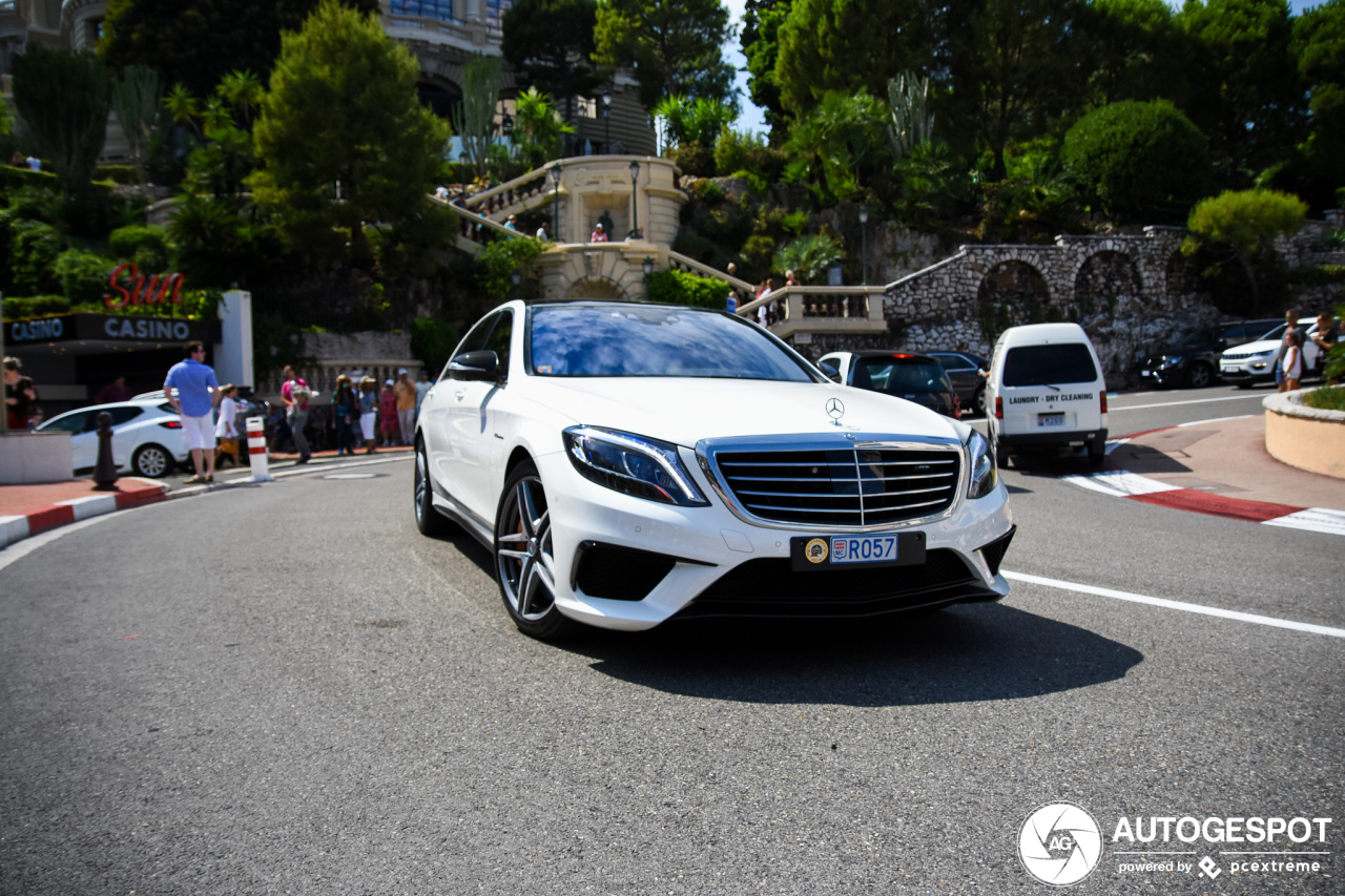 Mercedes-Benz S 63 AMG V222