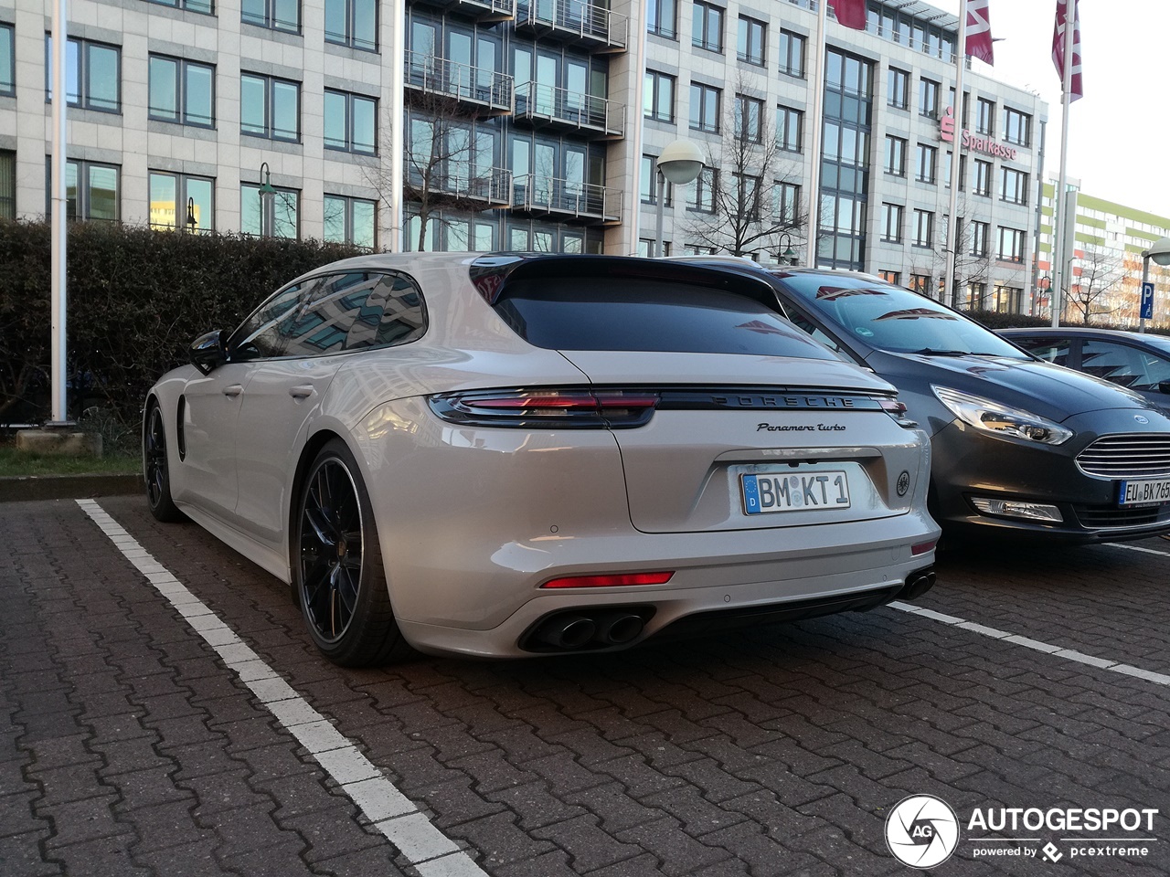 Porsche 971 Panamera Turbo Sport Turismo