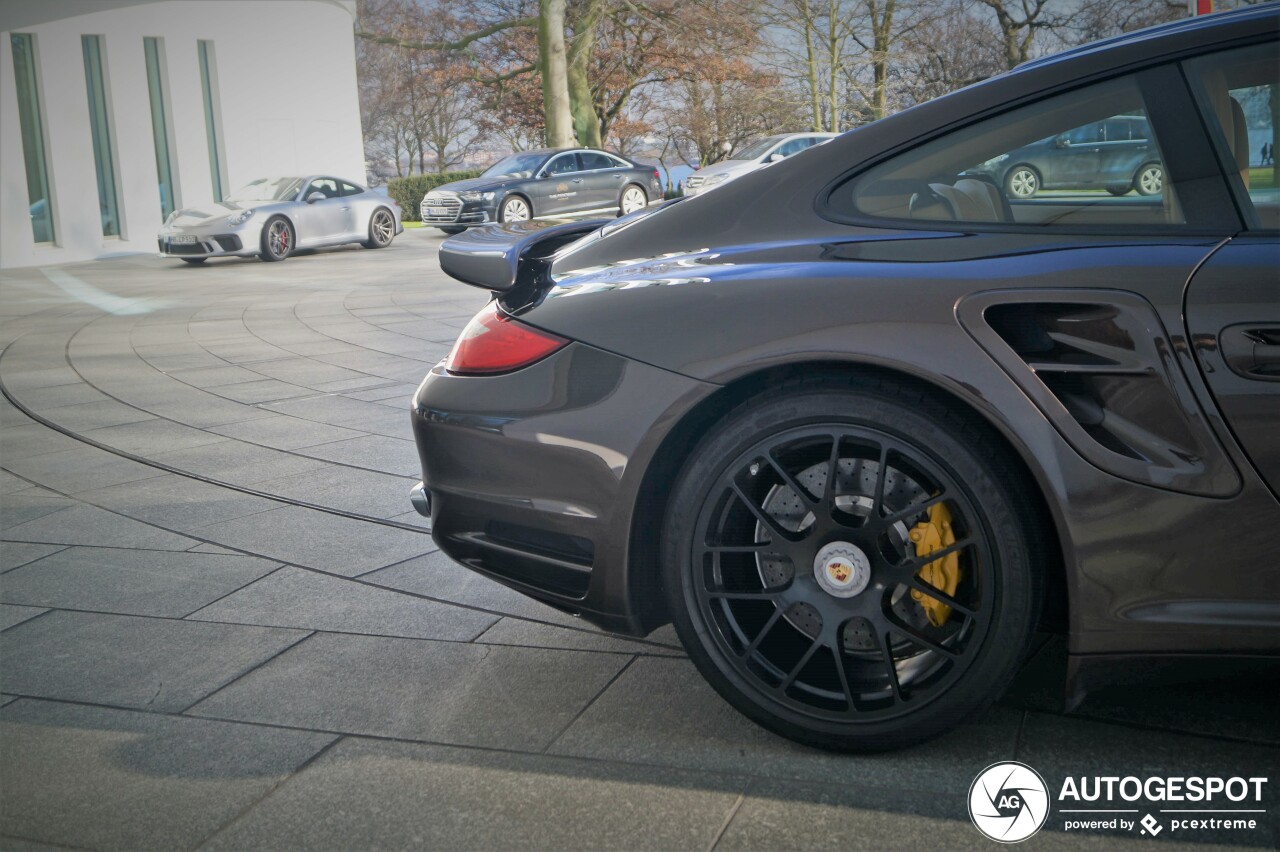 Porsche 991 GT3 Touring