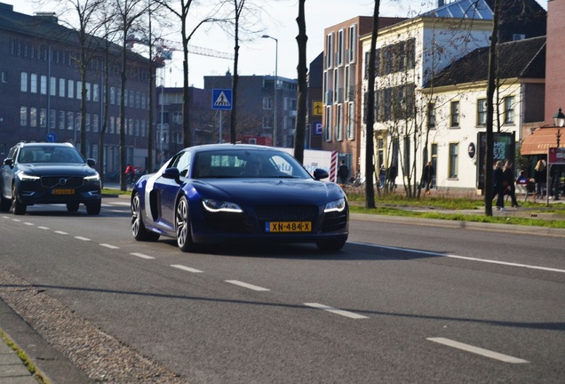 Audi R8 V10