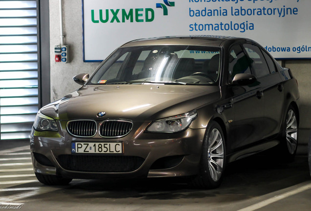 BMW M5 E60 2005