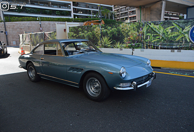 Ferrari 330 GT 2+2 Series II