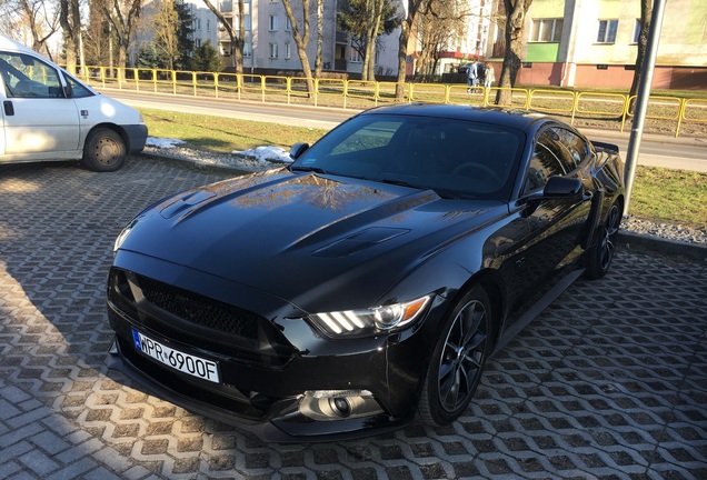 Ford Mustang GT 2015