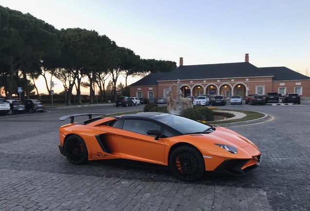 Lamborghini Aventador LP750-4 SuperVeloce Roadster