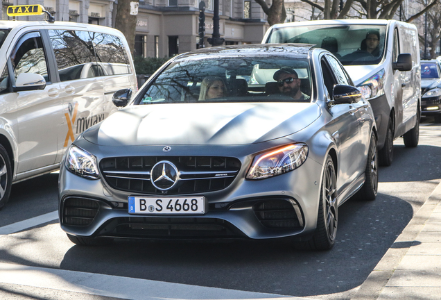 Mercedes-AMG E 63 S W213