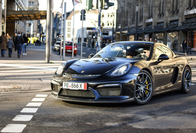 Porsche 981 Cayman GT4