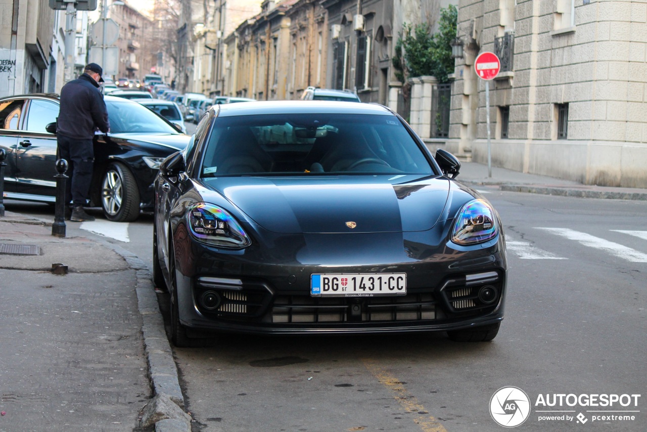 Porsche 971 Panamera Turbo